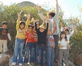 Olah and children
