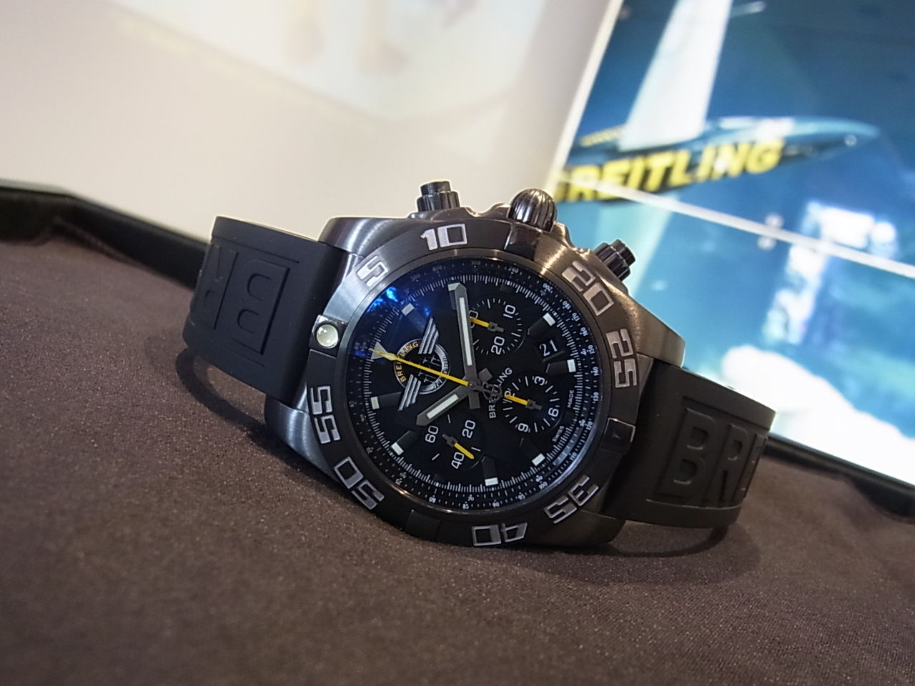 breitling chronomat 44 blacksteel