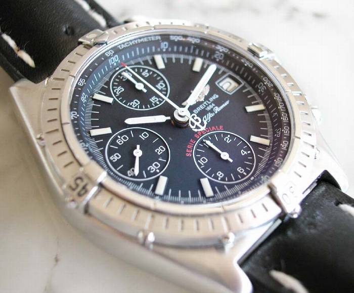Breilting different des autres? - Page 2 CHRONOMAT%20BLACKBIRD%20Alfa%20Romeo