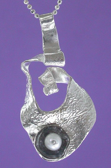 Silver pendant: Flower in My Garden