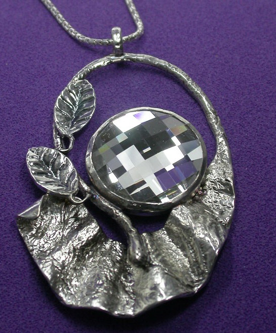 Flower, leaf & Swarovski Bunch