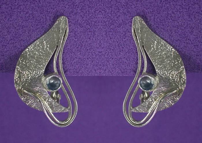 Rhythmic with Blue topaz